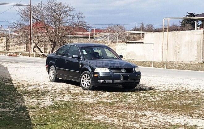 Volkswagen Passat 2002, 285,000 km - 1.8 л - Bakı
