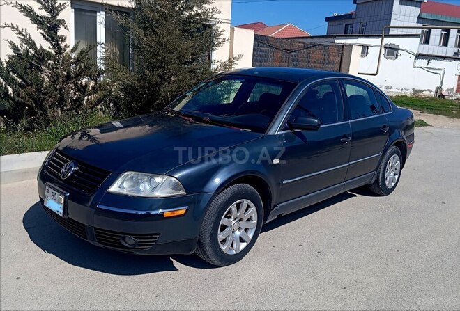 Volkswagen Passat 2002, 285,000 km - 1.8 л - Bakı