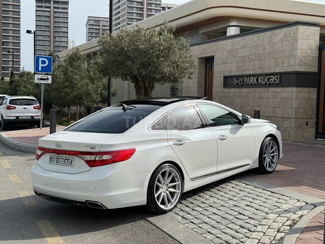Hyundai Grandeur 2015, 141,650 km - 2.2 л - Bakı