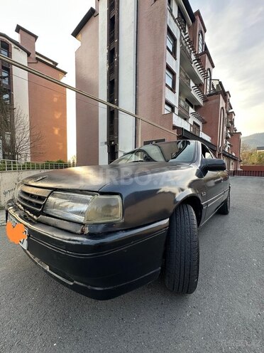 Opel Vectra 1990, 336,845 km - 1.6 l - Zaqatala