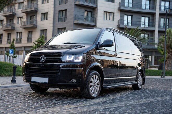 Volkswagen Caravelle 2013, 131,000 km - 2.0 l - Bakı
