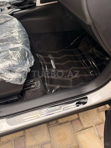 Toyota Corolla Cross 2024, 100 km - 2.0 l - Bakı