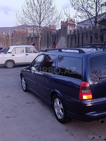 Opel Vectra 1999, 270,000 km - 1.8 l - Şəki