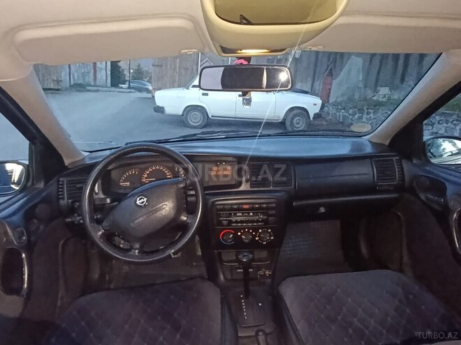 Opel Vectra 1999, 270,000 km - 1.8 l - Şəki