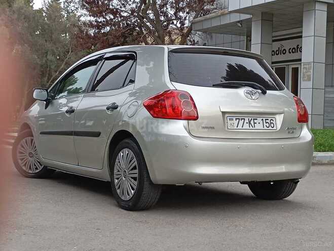 Toyota Auris 2007, 272,000 km - 1.4 l - Bakı