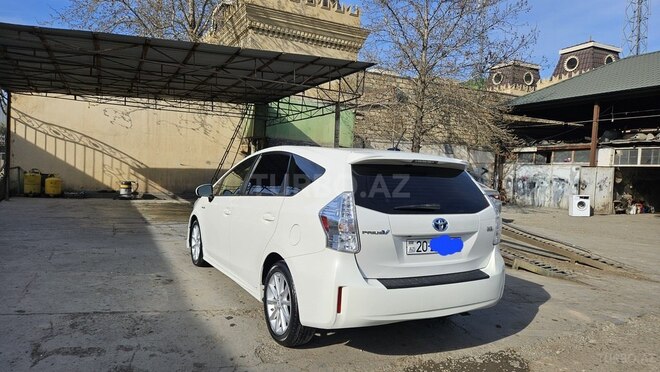 Toyota Prius V 2012, 265,542 km - 1.8 l - Gəncə