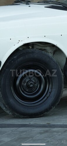 Mercedes E 230 1983, 245,000 km - 2.3 l - Bakı