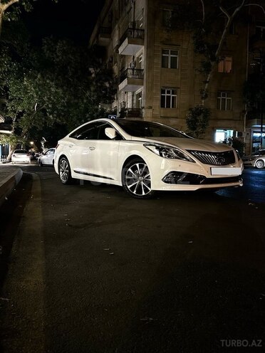 Hyundai Grandeur 2015, 143,000 km - 2.0 l - Bakı