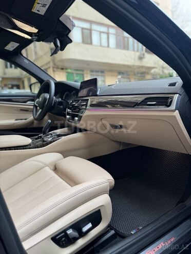 BMW 530 2019, 128,000 km - 2.0 л - Bakı