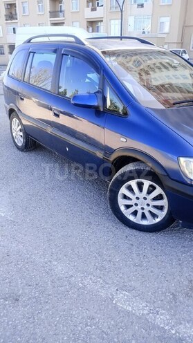 Opel Zafira 2003, 221,000 km - 2.0 l - Bakı