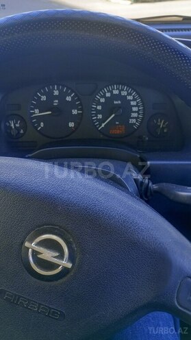 Opel Zafira 2003, 221,000 km - 2.0 l - Bakı