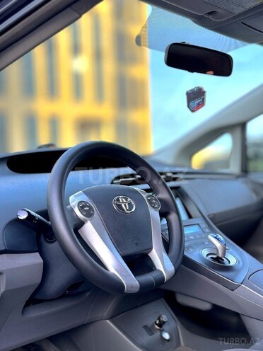 Toyota Prius 2011, 178,009 km - 1.8 l - Bakı