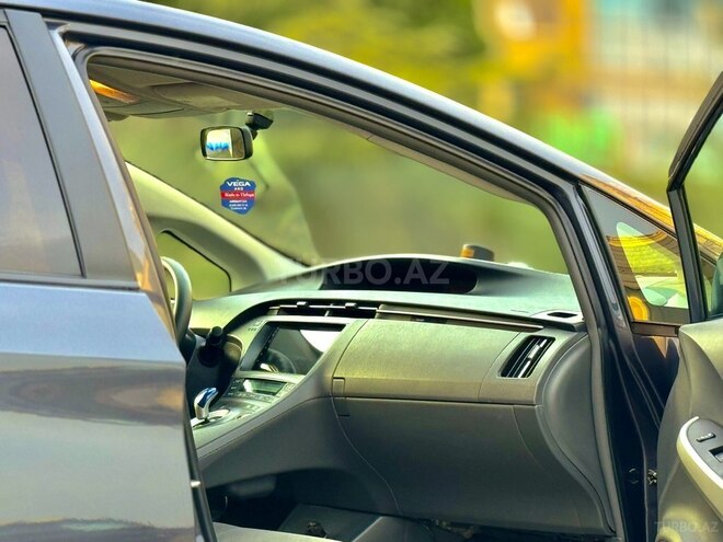 Toyota Prius 2011, 178,009 km - 1.8 l - Bakı