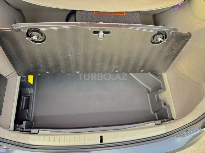 Toyota Prius 2011, 178,009 km - 1.8 l - Bakı