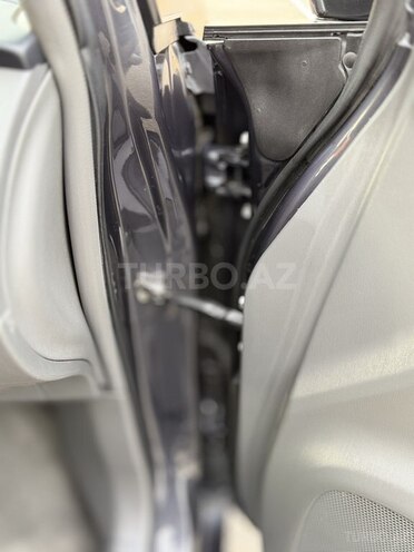 Toyota Prius 2011, 178,009 km - 1.8 l - Bakı
