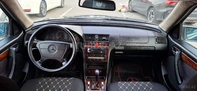 Mercedes C 180 1999, 260,852 km - 1.8 л - Bakı