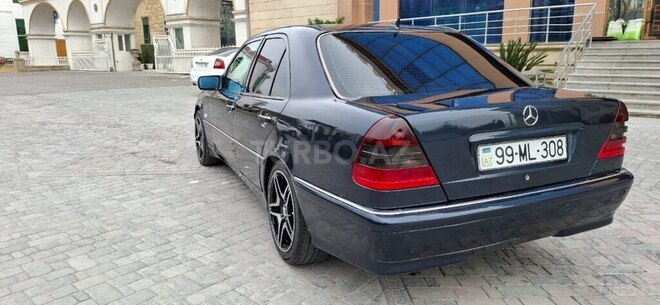 Mercedes C 180 1999, 260,852 km - 1.8 л - Bakı