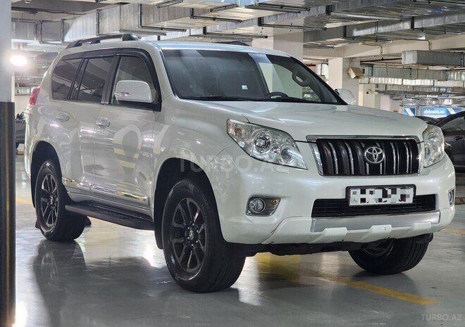Toyota Land Cruiser Prado 2012, 266,000 km - 3.0 l - Bakı