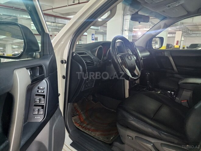 Toyota Land Cruiser Prado 2012, 266,000 km - 3.0 l - Bakı