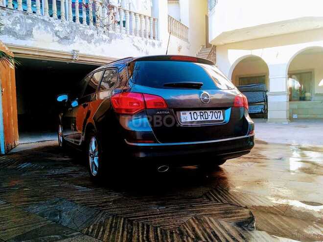 Opel Astra 2010, 300,000 km - 1.4 l - Bakı