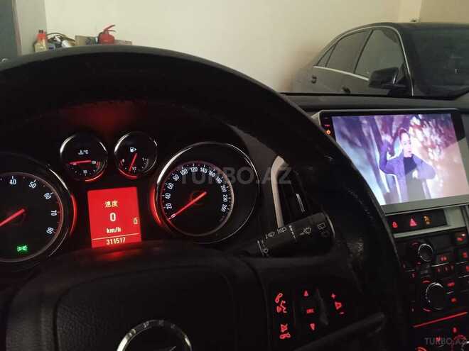 Opel Astra 2010, 300,000 km - 1.4 l - Bakı