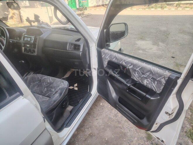 Mitsubishi Pajero io 1999, 463,151 km - 1.8 l - Biləsuvar