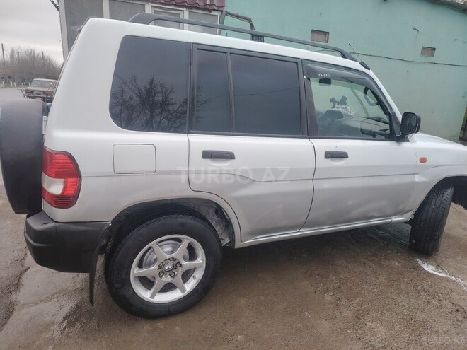 Mitsubishi Pajero io 1999, 463,151 km - 1.8 l - Biləsuvar
