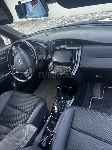 Toyota Corolla Fielder 2015, 126,000 km - 1.5 l - Bakı