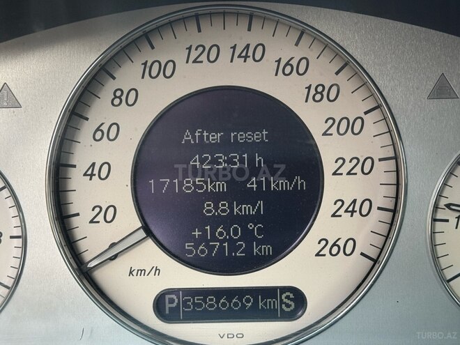 Mercedes E 240 2002, 358,700 km - 2.4 л - Bakı