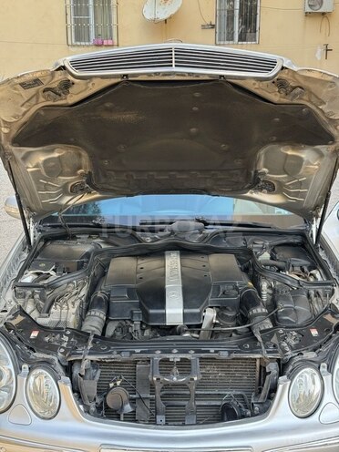 Mercedes E 240 2002, 358,700 km - 2.4 л - Bakı