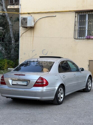 Mercedes E 240 2002, 358,700 km - 2.4 л - Bakı