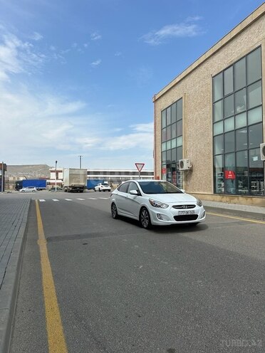 Hyundai Accent 2017, 97,500 km - 1.6 л - Bakı