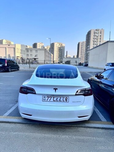 Tesla Model 3 2022, 28,000 km - 0.0 l - Bakı