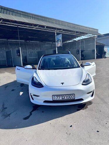 Tesla Model 3 2022, 28,000 km - 0.0 l - Bakı