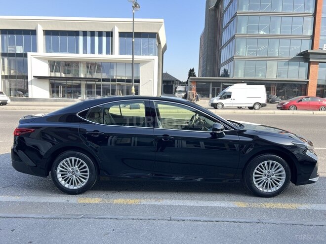 Toyota Camry-4