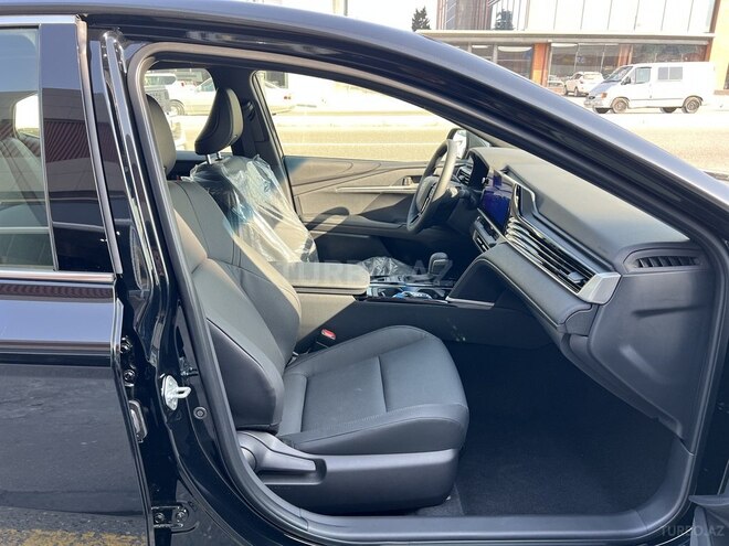 Toyota Camry-8