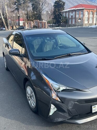 Toyota Prius 2016, 196,800 km - 1.8 l - Qax