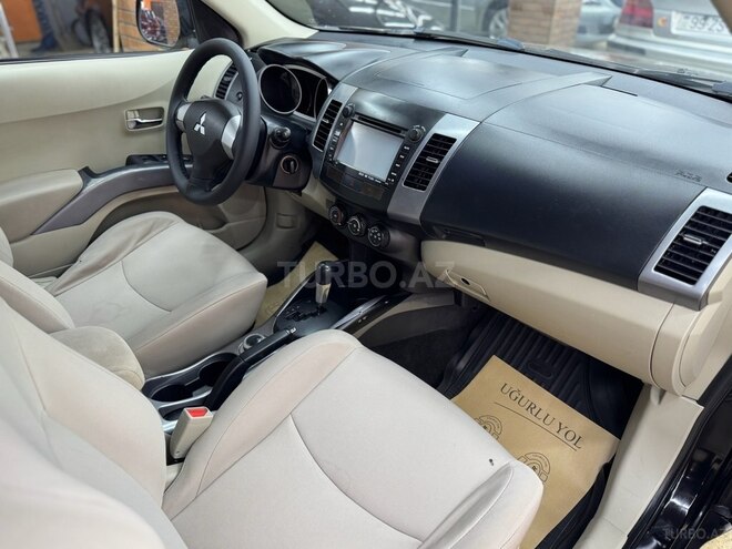 Mitsubishi Outlander 2007, 217,000 km - 2.4 л - Bakı