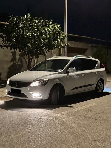 Kia Ceed 2011, 315,000 km - 1.6 l - Bakı