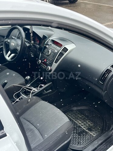 Kia Ceed 2011, 315,000 km - 1.6 l - Bakı