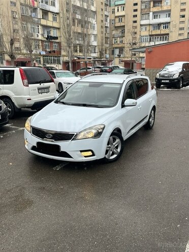 Kia Ceed 2011, 315,000 km - 1.6 l - Bakı