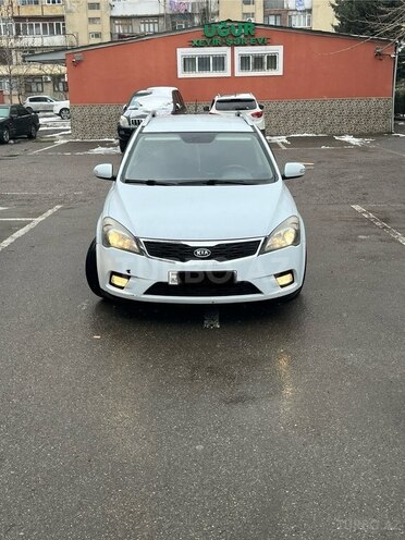 Kia Ceed 2011, 315,000 km - 1.6 l - Bakı