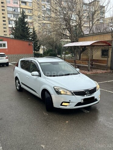 Kia Ceed 2011, 315,000 km - 1.6 l - Bakı