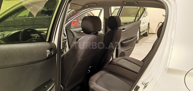 Hyundai i20-21