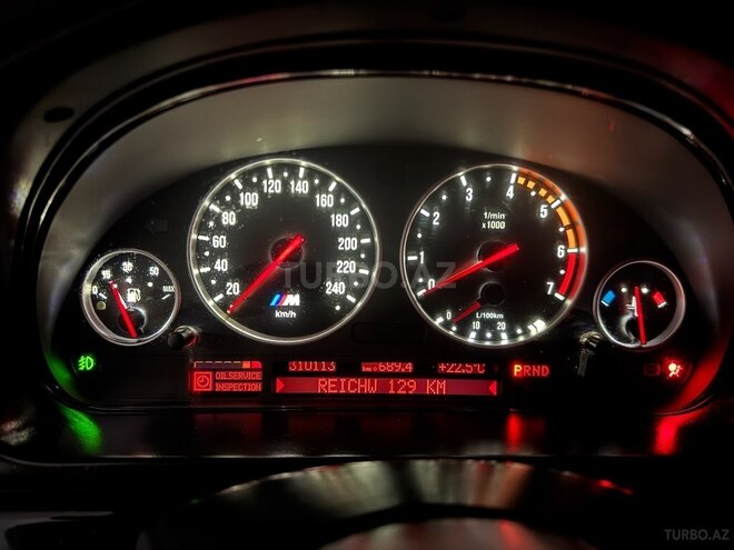 BMW 528 1999, 280,000 km - 2.8 l - Bakı