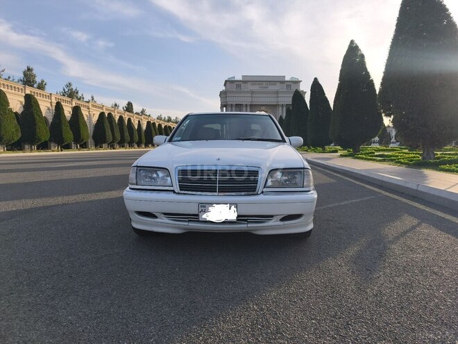 Mercedes C 230 1998, 320,000 km - 2.3 l - Gəncə