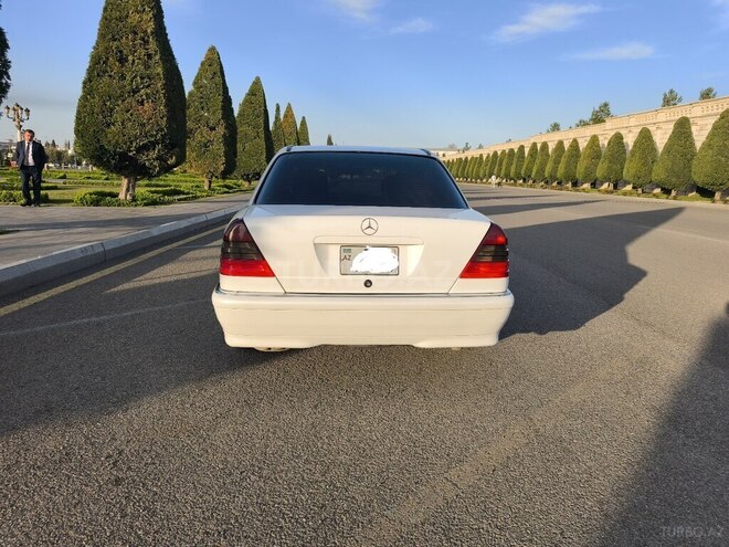 Mercedes C 230 1998, 320,000 km - 2.3 l - Gəncə