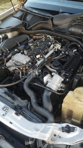 Mercedes E 220 d 2002, 385,636 km - 2.2 л - Bakı