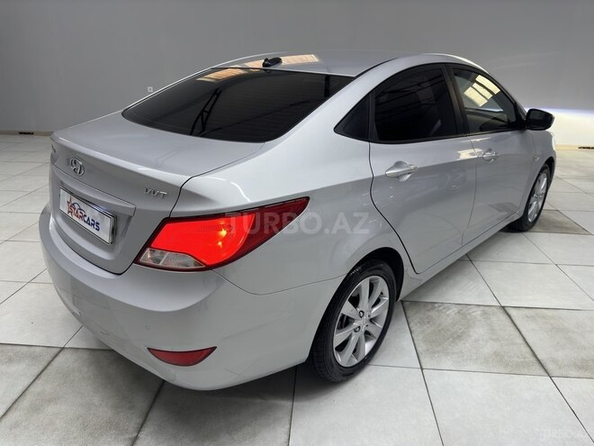 Hyundai Accent 2015, 155,128 km - 1.4 l - Sumqayıt