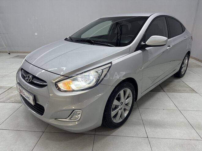 Hyundai Accent 2015, 155,128 km - 1.4 l - Sumqayıt